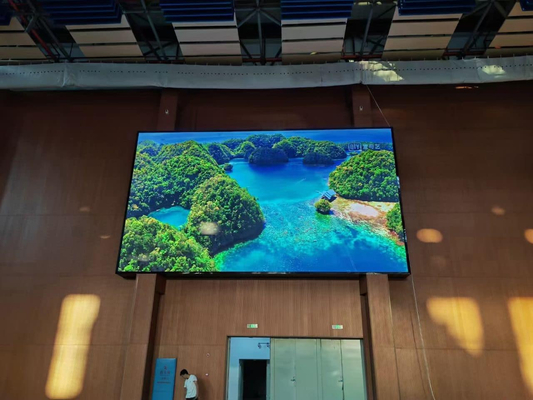 Display LED a colori interni P2.5 con e Consumo per noleggio con armadio super sottile e alta frequenza di aggiornamento 3840Hz