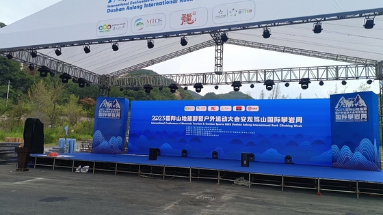 Grandi schermi Pubblicità commerciale Display LED indoor Hd Video Wall P2 Pannelli di schermo a LED Per negozi al dettaglio