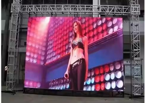 Prezzo buono 24 kg/mq Input Voltage 50/60 Hz LED Video Wall per soluzioni pubblicitarie versatili in linea