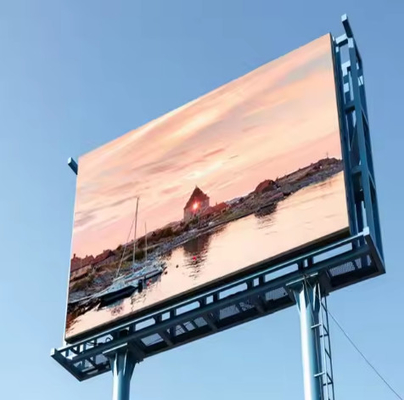 Manutenzione Front End Full Color LED Digital Signage Signage 10mm Pixel Pitch Iron Cabinet