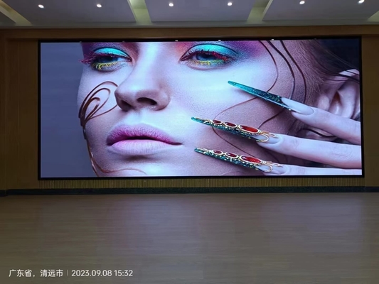 Pannello di visualizzazione LED a colori interni ad alta definizione P5 per noleggio schermo video a parete con tasso di aggiornamento 3840hz e risoluzione 640x640mm