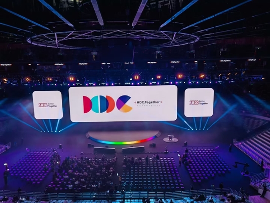Display LED a colori commerciali.