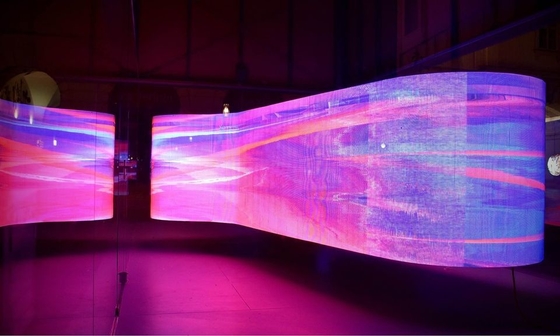 Display a LED P2.5 a livello interno, ad alta definizione senza ritardo