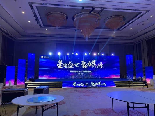 Display a LED P2.5 a livello interno, ad alta definizione senza ritardo