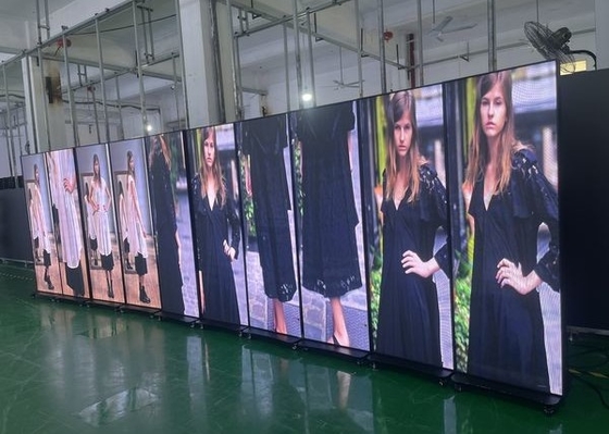 Display a LED P2.5 a livello interno, ad alta definizione senza ritardo