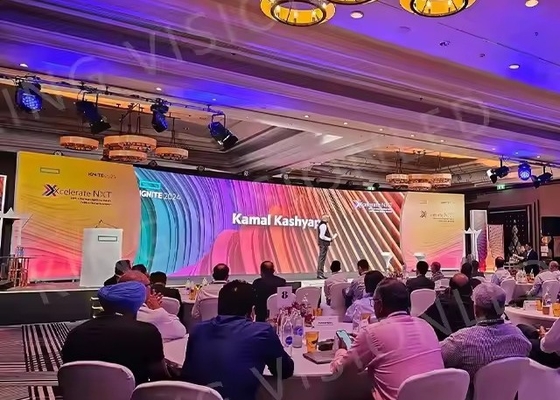 40,000 Dots/Square Meter SMD LED Rental Screen, Indoor Use Of Iron and Steel Cabinets (Screens di noleggio SMD LED, uso interno di armadi di ferro e acciaio)