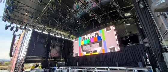 Prezzo buono Display Colore RGB 43222 Punti/mq Risoluzione RGB LED Display 4,81 Pixel Pitch in linea