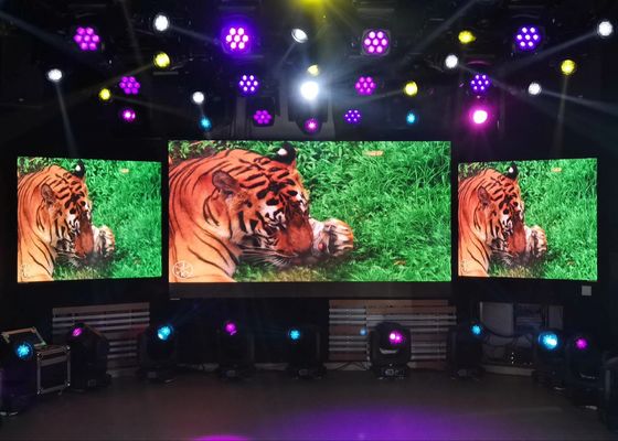 Proiettore LED RGB con visualizzazione ottimale con colore RGB e dimensione del display di 600*337,5 mm