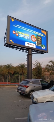 P10 Outdoor Full Color LED Rental Screen SMD2121 Lampade a LED Livelli di scala grigio a 16 bit