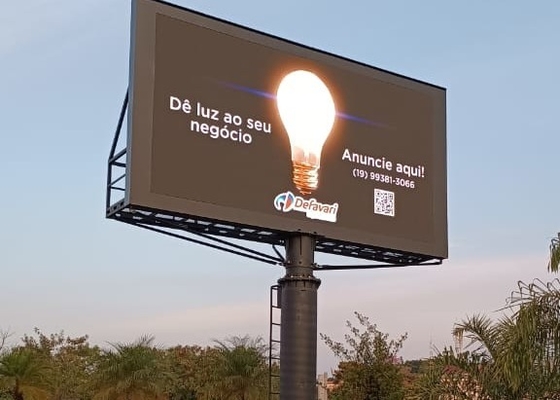 Alto tasso di aggiornamento SMD3535 P6 Cartellone pubblicitario a colori esterni con 5000 cd/m2 Luminosità e distanza di visione ottimale