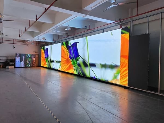 P4 Full Color Outdoor LED Screen in alluminio a fusione 2500 Nits Luminosità