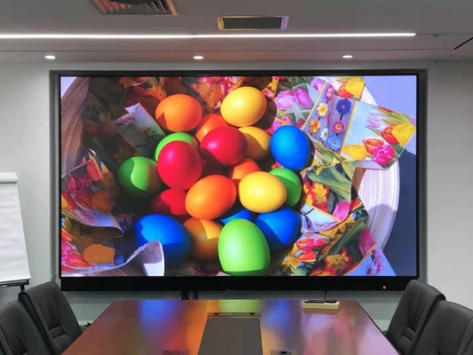 Presentazione dell'immagine chiara e stabile Display LED a colori interiore per sale riunioni e pubblicità