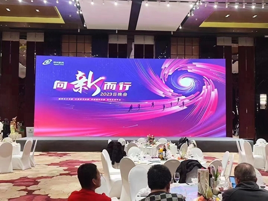 s Miglior angolo di visione 2m-10m Digital Indoor LED Display Screen per pubblicità e eventi interni