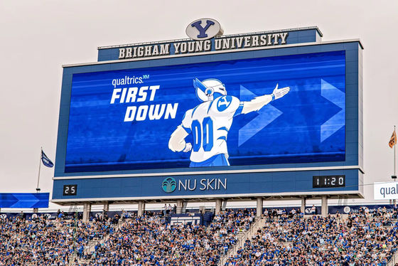 P10 SMD3535 schermo pubblicitario all'aperto a LED 10 mm Pitch IP67 impermeabile