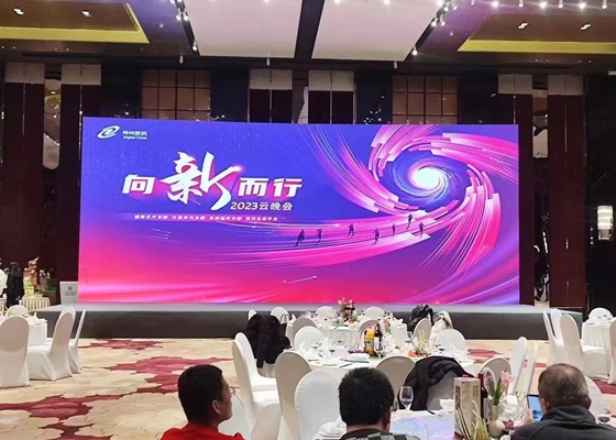 Vendita calda HD alluminio personalizzabile P4 LED full color display/Indoor LED Screen Video Wall