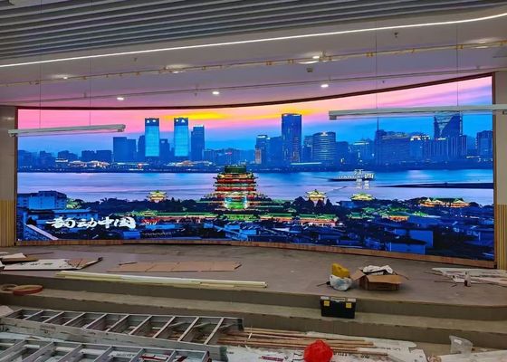 Prezzo buono Display HD fisso/in affitto con scansione 52*52 P4.81 Display LED a colori interiori senza mosaici in linea