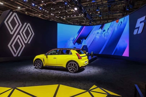 Visualizzazione Distanza 4 ¢ 50m Display a LED a noleggio con elevata uniformità dei colori e consumo medio 438Watt/m2