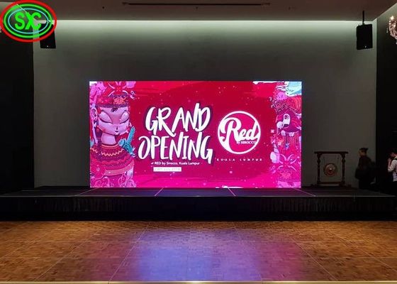 P3.91 Display a LED a colori interiori 500x500 mm Videowall a noleggio