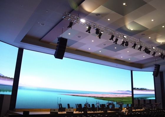 P10 Perimetro dello stadio Display LED a colori 3000Hz 1R1G1B 320x160mm