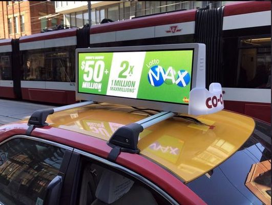 1R1G1B Configurazioni e schede standard di schermo LED per auto CE/ROHS/FCC/ISO2001 per le esigenze del cliente