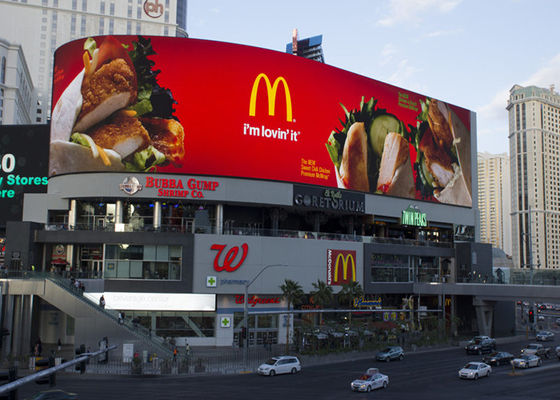 Prezzo buono Screen di noleggio impermeabile IP65 Outdoor Full Color LED Display 500*1000MM P4.81 Modulo HD 7500cd/Sq Luminosità in linea