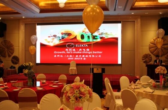 Prezzo buono Display LED a colori P2.5 all'interno che fornisce visualizzazioni ad alta definizione per eventi sul palco dal vivo Chiese e sale riunioni di fascia alta in linea
