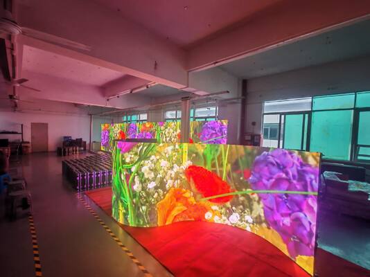 Display a LED a colori pieni p2.5 interno con armadio da 640x480mm 3840hz tasso di aggiornamento