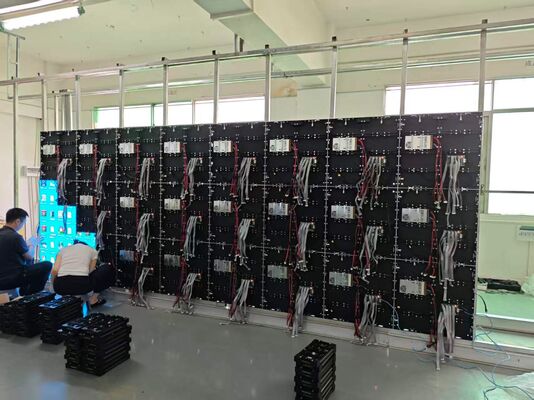 Display LED da Interni P2 con Pixel Pitch da 2 mm, Luminosità 1000 cd/m² e Densità Pixel 250000