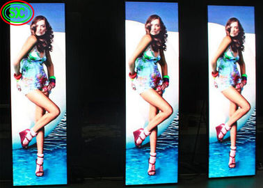 Sfondo di palcoscenico a specchio a LED Grande schermo P2.5 Poster Video stand pubblicitari