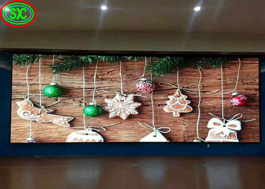 Piccolo pixel Indoor Full Color LED Display P2.5 Segno pubblicitario 16 bit Colori Indoor Full Color LED Display
