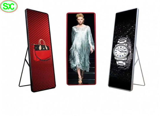 Display di manifesti a LED dotato di totem per interni