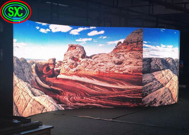 SMD schermi a LED per pubblicità curva 3,91 mm Pixel Pitch 25 Wattled schermo pubblicitario commerciale