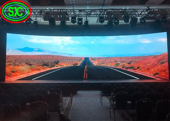 Pubblicità interna/esterna schermo a LED curvo IP34 3.91mm Pixel Pitch schermo a LED curvo
