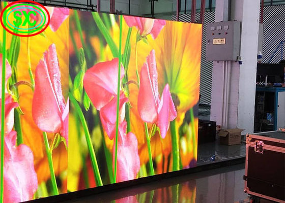 schermi a LED con alta luminosità e facile installazione adatti a concerti, eventi e applicazioni di noleggio
