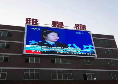 P10 Multi Color Large Outdoor Led Display Screens Pilastro cubico Cartellone impermeabile