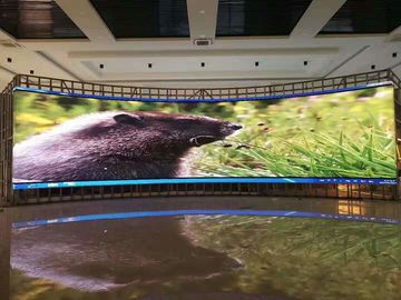 256*128mm Indoor Full Color LED Display Screen Struttura delle prestazioni di sicurezza