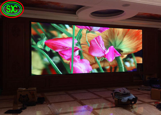 segnaletica digitale e display RGB P2 P2.5 video wall full hd indoor led