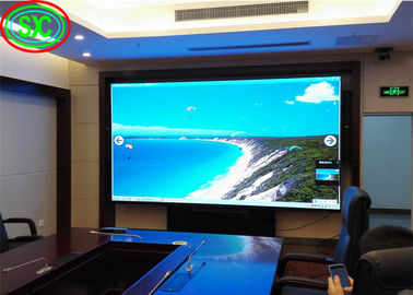 Display LED a colori interni ad alta risoluzione
