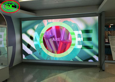 Display curvo con schermo a led pannello della finestra Slim Advertisement Storefront Film multimediale trasparente LED Digital Window Display