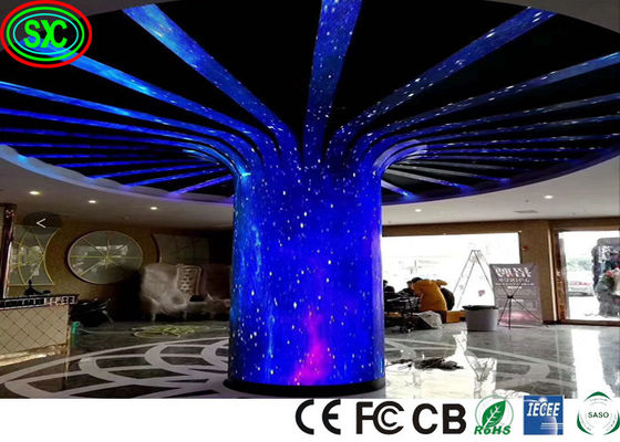 Display LED Full Color HD interno con elevato tasso di aggiornamento, adatto alla hall dell'hotel, al concerto