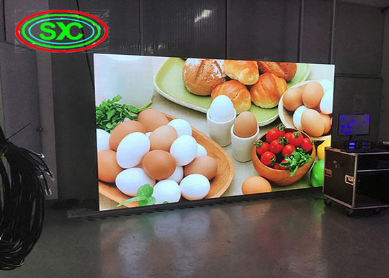 Prezzo buono L'esposizione di LED dell'interno di colore pieno P5 attaccatura di alluminio del Governo della pressofusione installata in linea