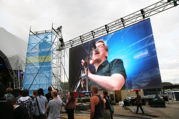 In all'aria aperta impermeabile Full Color SMD2727 40000dots/sqm P5 Stage LED Video Wall