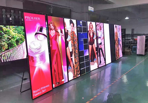 P2.5 Intimo Full Color LED Pubblicità Poster Screen 640x640mm