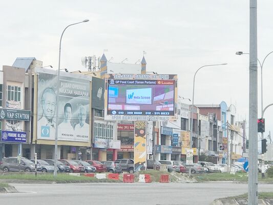 P10 all'aperto Pubblicità a colori a LED Videopaneli schermi ad alta definizione