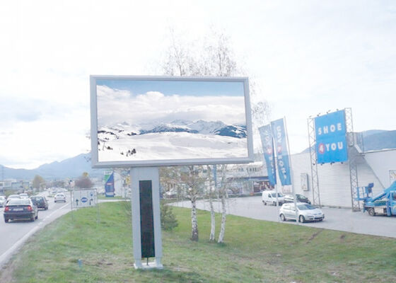 Display LED a colori aperti P10 10000 punti/mq