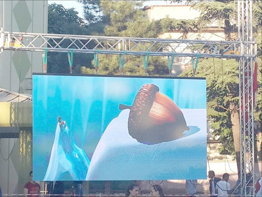 Acque resistenti IP65 Outdoor P5 Full Color Event Scenic Backdrop Led Video Wall Screen