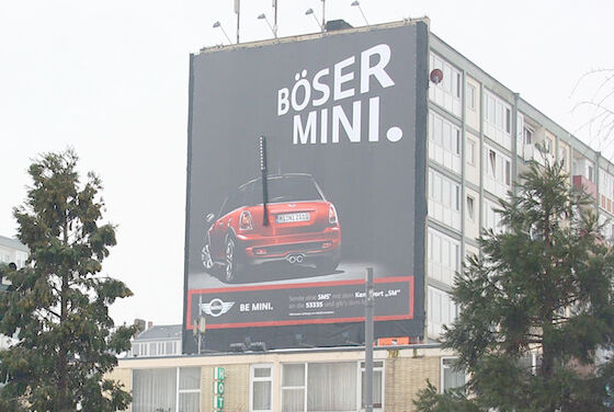 Display video a LED a colori per la pubblicità all' esterno P10 impermeabile 5000 cd / m2 Luminosità