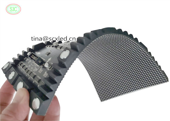 P4 Curve LED Video Screen Curtain Flexible Led Display Module a colori pieni