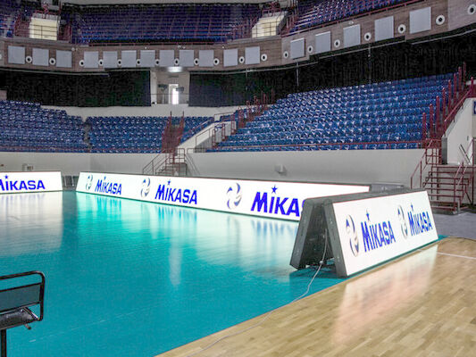 Stadio ad alta risoluzione schermo in alluminio a LED a colori, display video ad alta definizione 7500 cd / m2