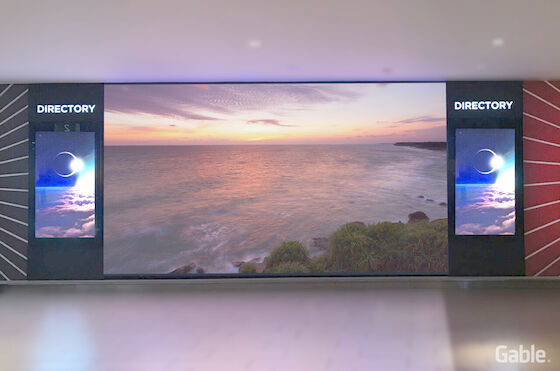 Display video a parete a LED P3 a colori magnetici per interni 1R1G1B